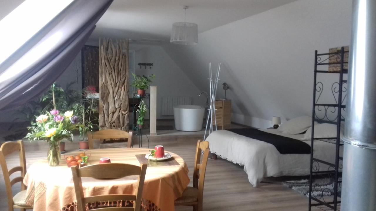 La Martre Bed & Breakfast Saint-Sylvestre-de-Cormeilles Exterior photo