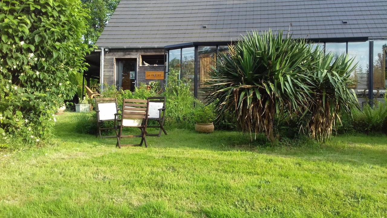 La Martre Bed & Breakfast Saint-Sylvestre-de-Cormeilles Exterior photo